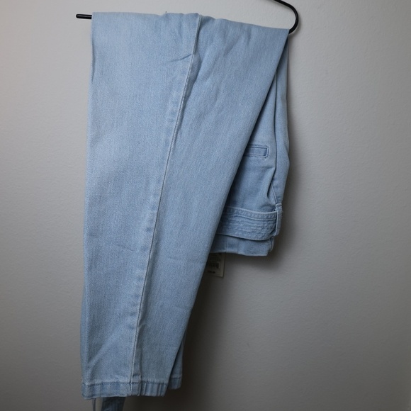 A New Day Light Wash Chambray Belted Trousers – Size 6 (NWT) - Picture 5 of 5